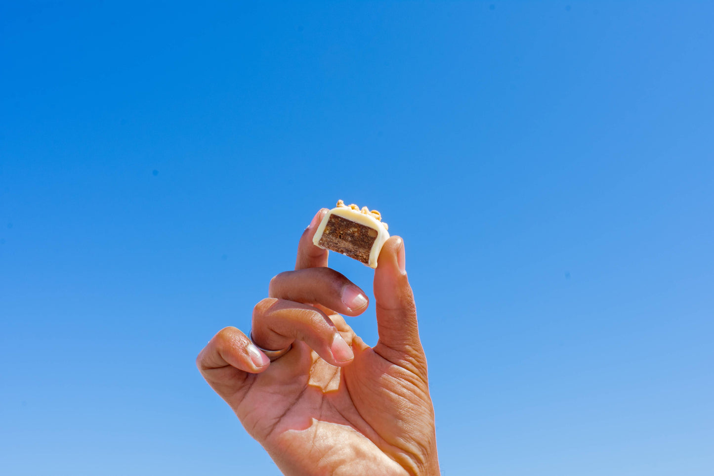 Weiße Schoko Erdnuss Riegel