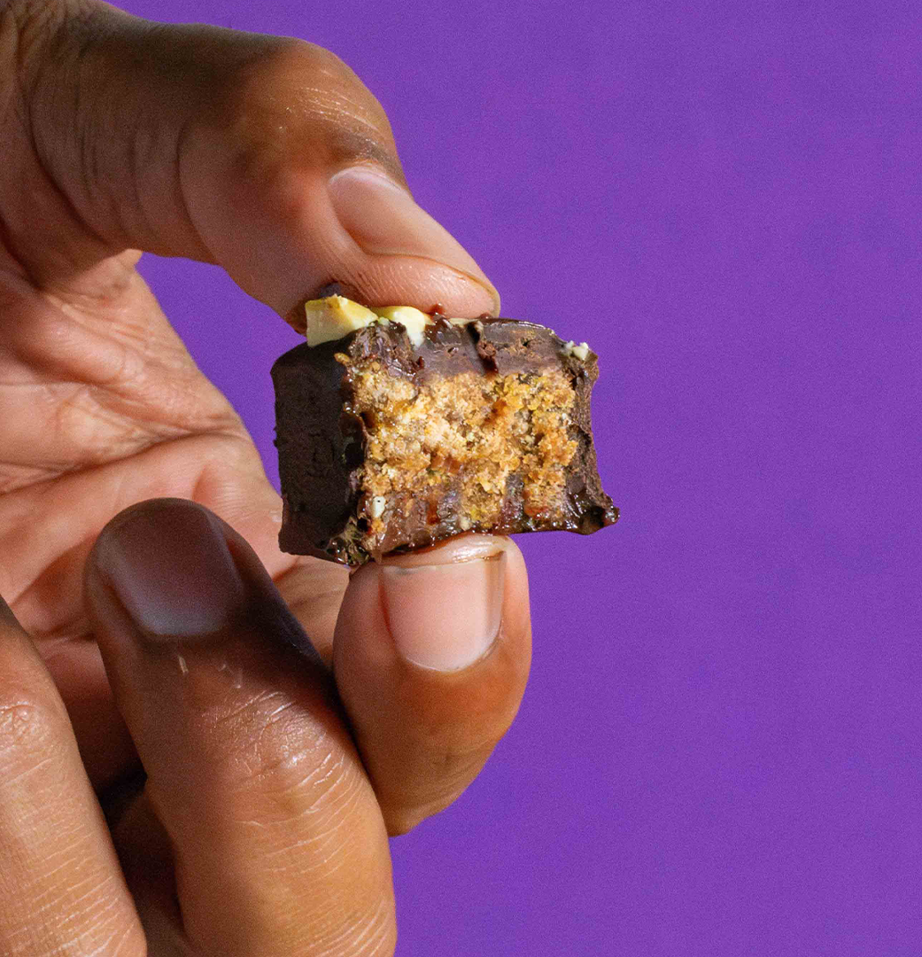 Dunkle Schoko Erdnuss Riegel